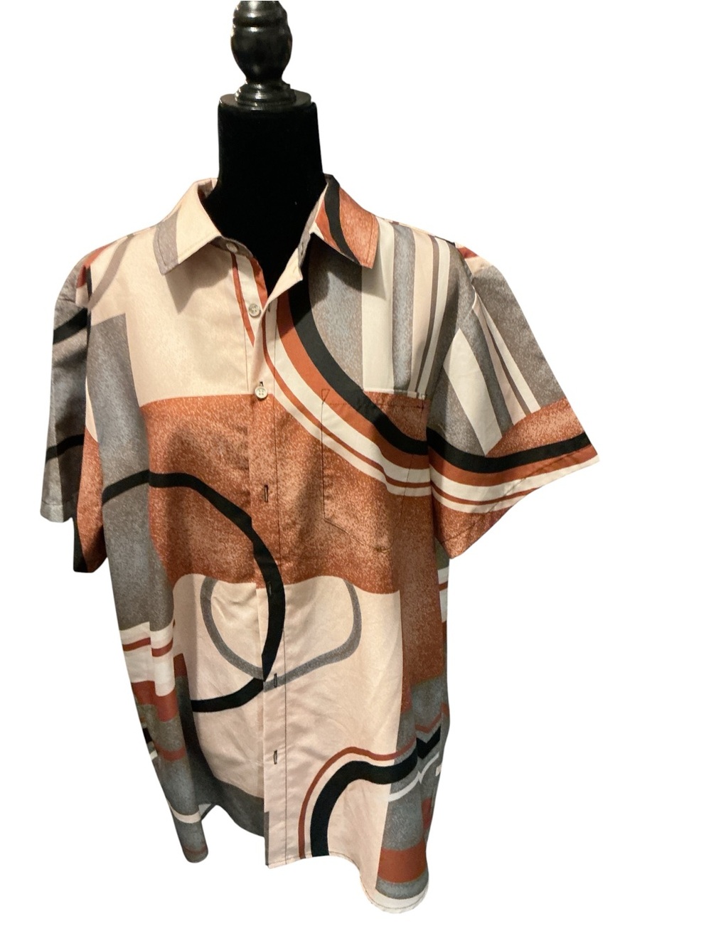 Men's Short-Sleeve Abstract Button-Down Shirt in Cream & Brown